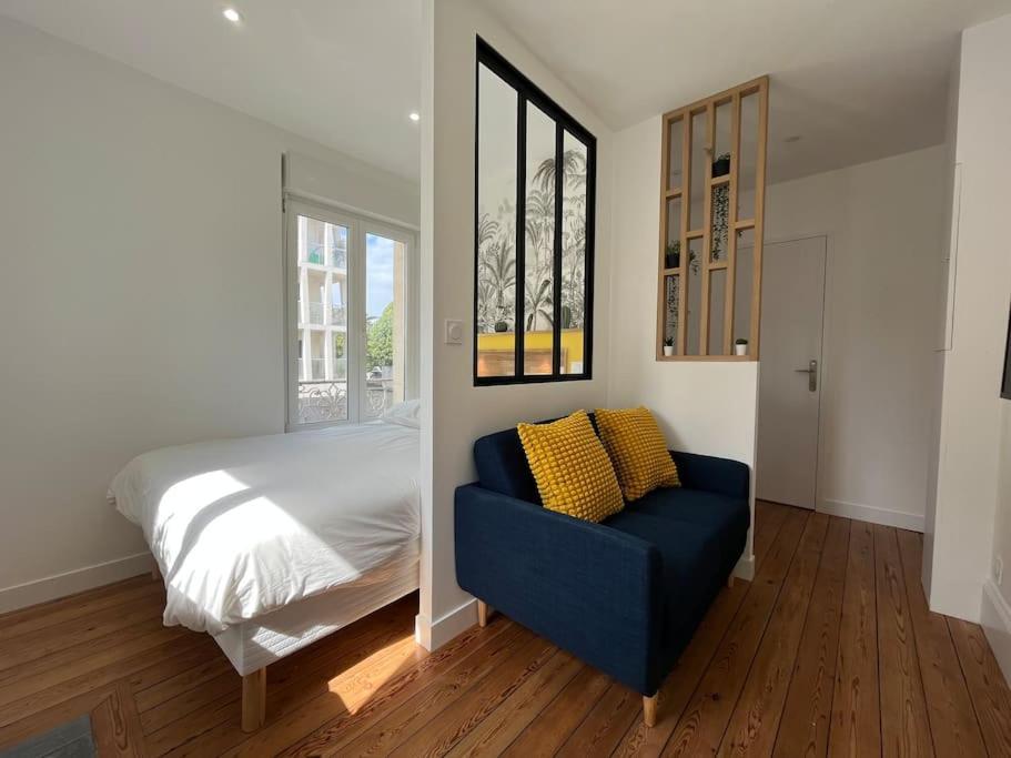 Studio Au Coeur De Caen-Renove Apartment Exterior foto